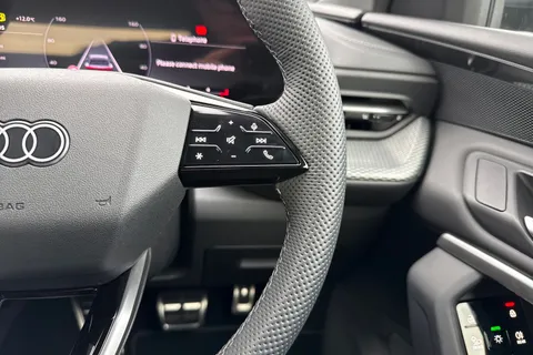  Audi Q5 2.0 TDI S line S Tronic quattro Euro 6 (s/s) 5dr Thumbnail #33