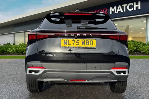 ML75WBO Omoda Omoda 5 1.6 TGDI Noble DCT Euro 6 (s/s) 5dr Thumbnail #5