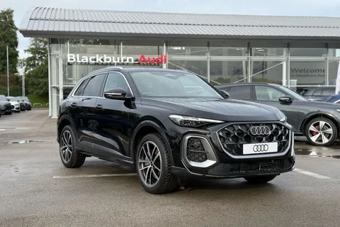  Audi Q5 2.0 TDI S line S Tronic quattro Euro 6 (s/s) 5dr Thumbnail #44