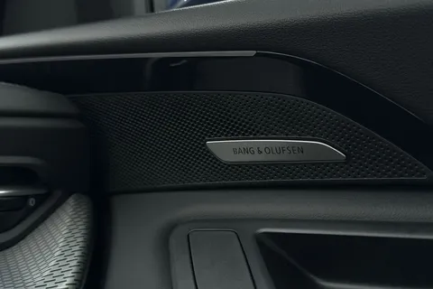 Audi Q5 2.0 TDI S line S Tronic quattro Euro 6 (s/s) 5dr Thumbnail #47