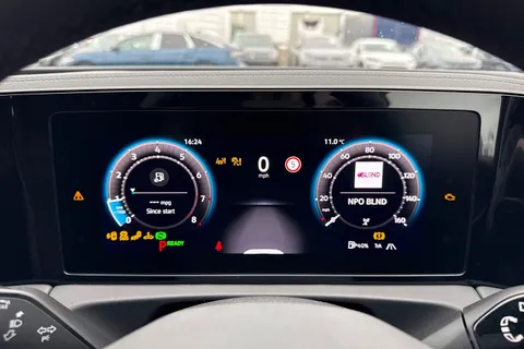  Volkswagen Tiguan 1.5 eTSI MHEV Elegance SUV 5dr Petrol Hybrid DSG Euro 6 (s/s) (150 ps) Thumbnail #35