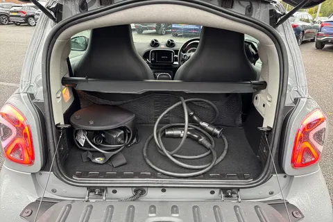 10 of 48 for Smart Fortwo 17.6kWh Edition 1 Auto 2dr (22kW Charger)