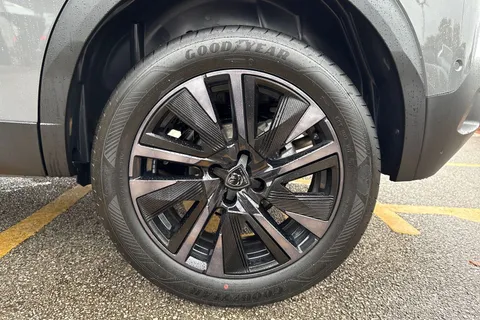 11 of 67 for PEUGEOT 2008 1.2 PureTech 130 GT 5dr EAT8