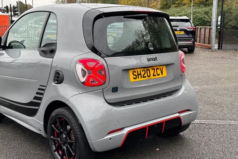 16 of 48 for Smart Fortwo 17.6kWh Edition 1 Auto 2dr (22kW Charger)
