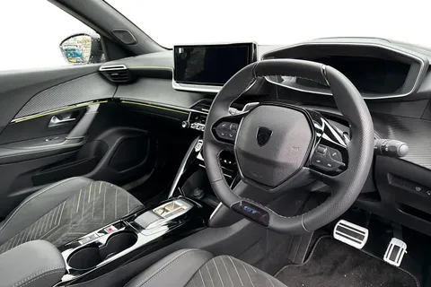 13 of 67 for PEUGEOT 2008 1.2 PureTech 130 GT 5dr EAT8