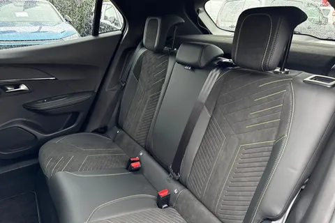 18 of 67 for PEUGEOT 2008 1.2 PureTech 130 GT 5dr EAT8