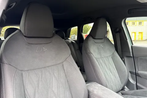  Audi Q3 1.5 e-hybrid Edition 1 S Tronic Euro 6 (s/s) 5dr 26kWh Thumbnail #21