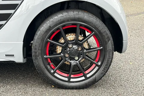 23 of 48 for Smart Fortwo 17.6kWh Edition 1 Auto 2dr (22kW Charger)