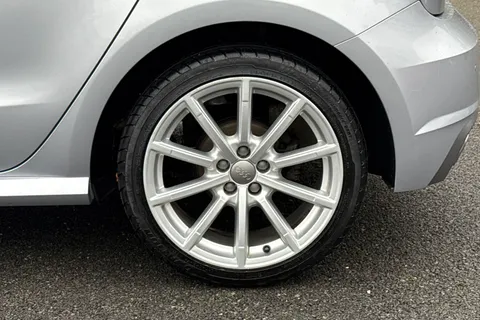 23 of 46 for Audi A1 1.4 TFSI S line Sportback Euro 6 (s/s) 5dr