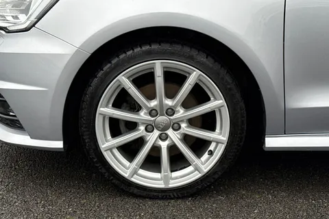 24 of 46 for Audi A1 1.4 TFSI S line Sportback Euro 6 (s/s) 5dr