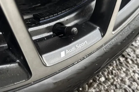  Audi Q3 1.5 e-hybrid Edition 1 S Tronic Euro 6 (s/s) 5dr 26kWh Thumbnail #25