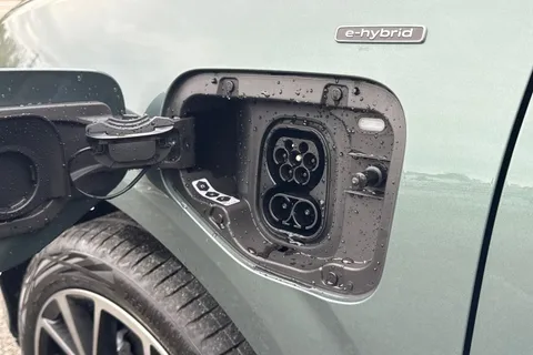  Audi Q3 1.5 e-hybrid Edition 1 S Tronic Euro 6 (s/s) 5dr 26kWh Thumbnail #34