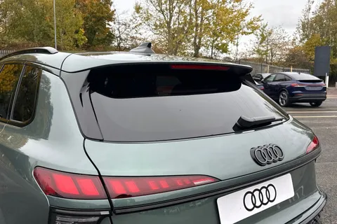  Audi Q3 1.5 e-hybrid Edition 1 S Tronic Euro 6 (s/s) 5dr 26kWh Thumbnail #35