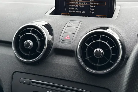 38 of 46 for Audi A1 1.4 TFSI S line Sportback Euro 6 (s/s) 5dr