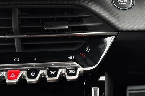 44 of 67 for PEUGEOT 2008 1.2 PureTech 130 GT 5dr EAT8