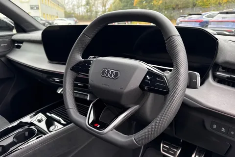  Audi Q3 1.5 e-hybrid Edition 1 S Tronic Euro 6 (s/s) 5dr 26kWh Thumbnail #47