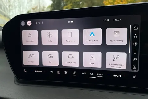  Audi Q3 1.5 e-hybrid Edition 1 S Tronic Euro 6 (s/s) 5dr 26kWh Thumbnail #59