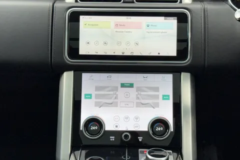 15 of 51 for Land Rover Range Rover 3.0 D300 Autobiography 5dr