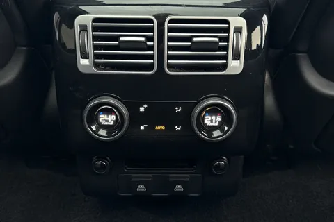 19 of 51 for Land Rover Range Rover 3.0 D300 Autobiography 5dr