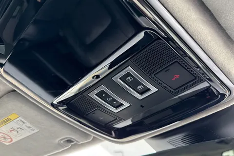 24 of 51 for Land Rover Range Rover 3.0 D300 Autobiography 5dr