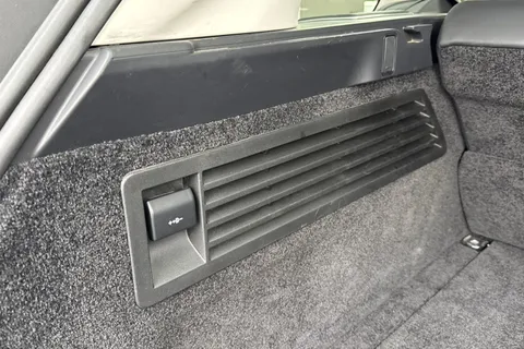 28 of 51 for Land Rover Range Rover 3.0 D300 Autobiography 5dr