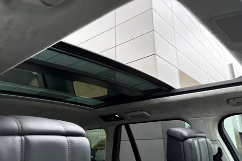 51 of 51 for Land Rover Range Rover 3.0 D300 Autobiography 5dr