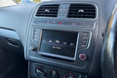 35 of 45 for Volkswagen Polo 1.0 Match Edition Euro 6 (s/s) 5dr