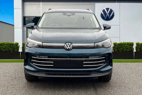  Volkswagen Tiguan 1.5 eTSI MHEV Elegance DSG Euro 6 (s/s) 5dr Thumbnail #6