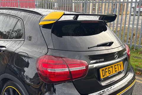 DF67ETY Mercedes-Benz Gla 2.0 GLA45 AMG Yellow Night Edition SpdS DCT 4MATIC Euro 6 (s/s) 5dr Thumbnail #9