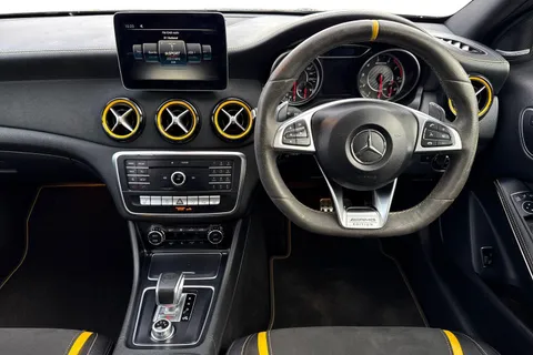 DF67ETY Mercedes-Benz Gla 2.0 GLA45 AMG Yellow Night Edition SpdS DCT 4MATIC Euro 6 (s/s) 5dr Thumbnail #19