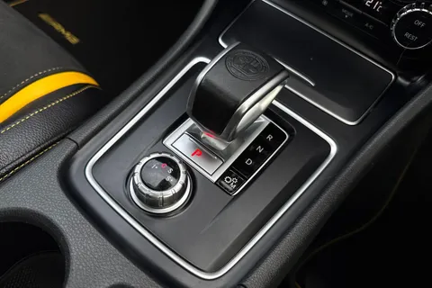DF67ETY Mercedes-Benz Gla 2.0 GLA45 AMG Yellow Night Edition SpdS DCT 4MATIC Euro 6 (s/s) 5dr Thumbnail #24
