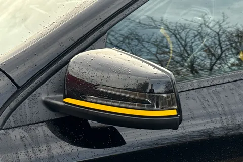 DF67ETY Mercedes-Benz Gla 2.0 GLA45 AMG Yellow Night Edition SpdS DCT 4MATIC Euro 6 (s/s) 5dr Thumbnail #26