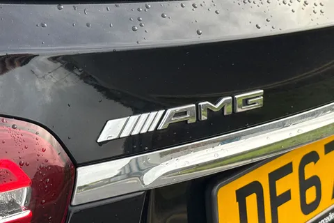 DF67ETY Mercedes-Benz Gla 2.0 GLA45 AMG Yellow Night Edition SpdS DCT 4MATIC Euro 6 (s/s) 5dr Thumbnail #32