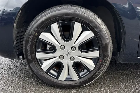 12 of 47 for HONDA JAZZ 1.5 i-MMD Hybrid SR 5dr eCVT