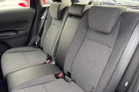 27 of 47 for HONDA JAZZ 1.5 i-MMD Hybrid SR 5dr eCVT