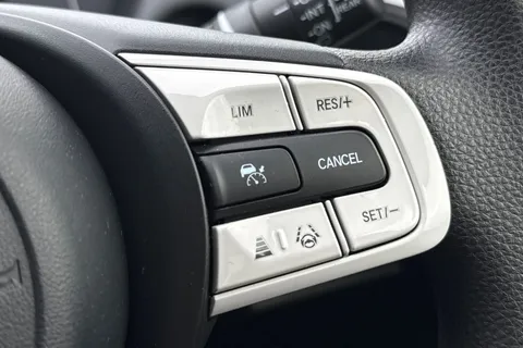 35 of 47 for HONDA JAZZ 1.5 i-MMD Hybrid SR 5dr eCVT