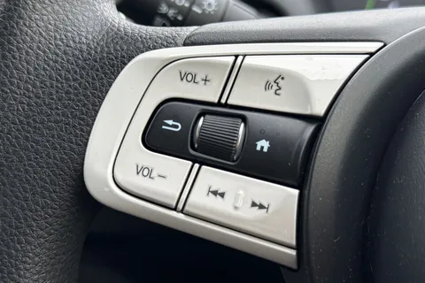 36 of 47 for HONDA JAZZ 1.5 i-MMD Hybrid SR 5dr eCVT