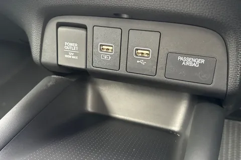 40 of 47 for HONDA JAZZ 1.5 i-MMD Hybrid SR 5dr eCVT