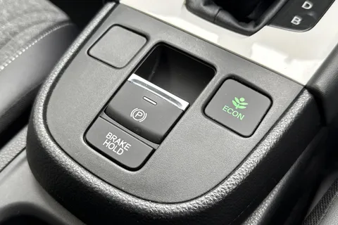 41 of 47 for HONDA JAZZ 1.5 i-MMD Hybrid SR 5dr eCVT