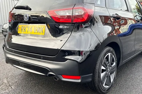 10 of 51 for HONDA JAZZ 1.5 i-MMD Hybrid Advance 5dr eCVT