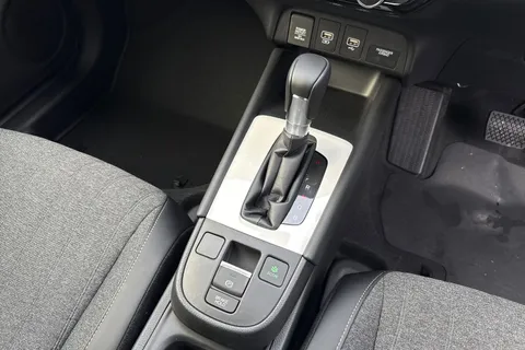 22 of 51 for HONDA JAZZ 1.5 i-MMD Hybrid Advance 5dr eCVT