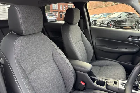 24 of 51 for HONDA JAZZ 1.5 i-MMD Hybrid Advance 5dr eCVT