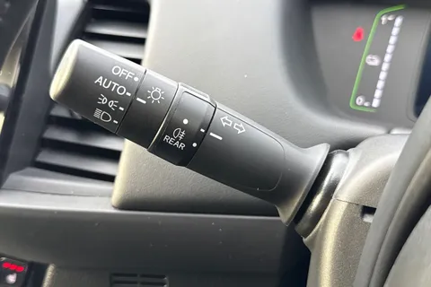 44 of 51 for HONDA JAZZ 1.5 i-MMD Hybrid Advance 5dr eCVT