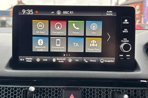 20 of 49 for HONDA CIVIC 2.0 eHEV Elegance 5dr CVT