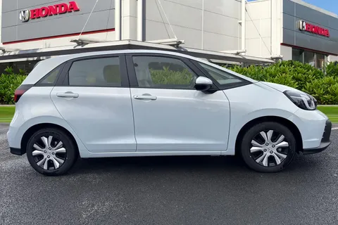 3 of 49 for HONDA JAZZ 1.5 i-MMD Hybrid Elegance 5dr eCVT