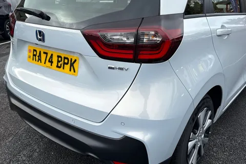 10 of 49 for HONDA JAZZ 1.5 i-MMD Hybrid Elegance 5dr eCVT