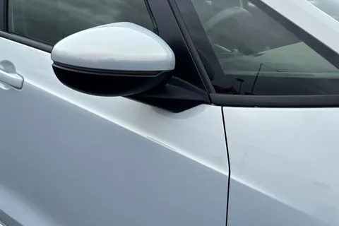 11 of 49 for HONDA JAZZ 1.5 i-MMD Hybrid Elegance 5dr eCVT