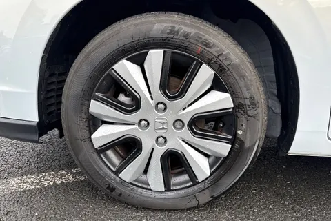 12 of 49 for HONDA JAZZ 1.5 i-MMD Hybrid Elegance 5dr eCVT