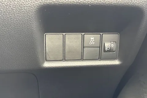 36 of 49 for HONDA JAZZ 1.5 i-MMD Hybrid Elegance 5dr eCVT