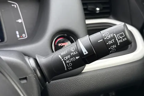 38 of 49 for HONDA JAZZ 1.5 i-MMD Hybrid Elegance 5dr eCVT